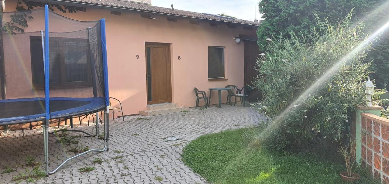 Penzion U Kohoutka Pardubice Eksteriør billede